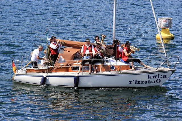 力均衡的角 力均衡的角